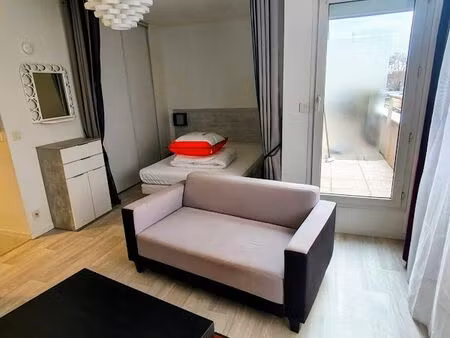 a louer studio meuble 30m2+balcon