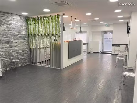 boutique 180 m² montmorency