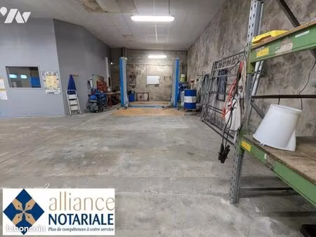 local divers 210 m² vire