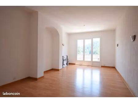 maison 8 pièces 234 m²
