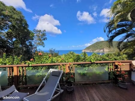 vends maison piscine vue mer deshaies