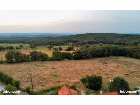 terrain constructible au calme avec vue