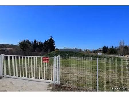 terrain zone artisanale