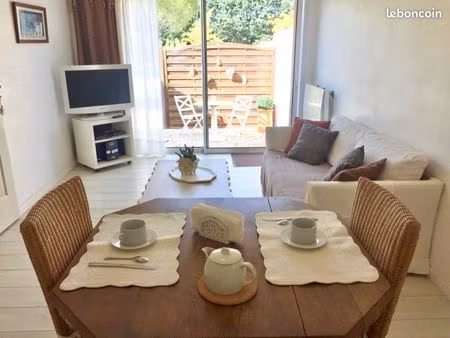 2 pièces avec terrasse et parking