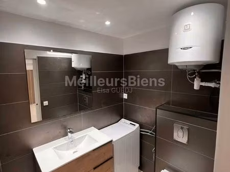 studio 1 pièce 30 m²