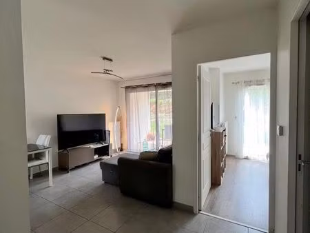 t2 meublé avec grand jardin + garage – onet-le-château