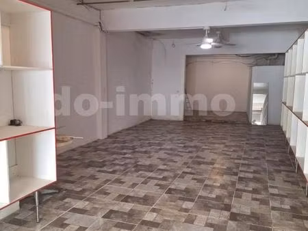 local commercial 161 m²
