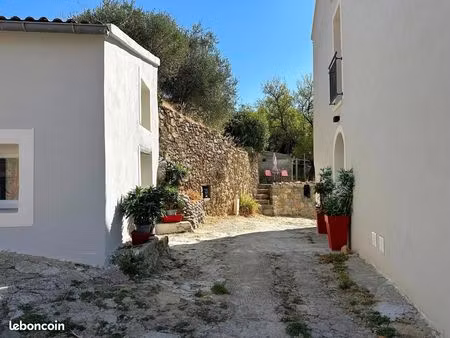 exceptionnel vend maison refaite à neuf 220m2 habitablemeublee 312000