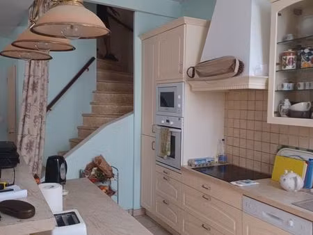 grande maison de village