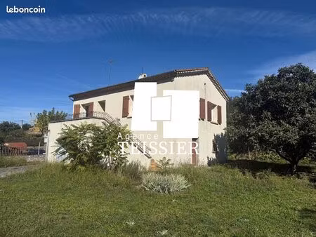 villa 4 pièces 73 m²