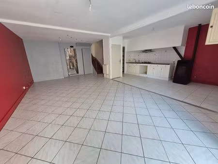 à vendre – maison de village 180 m² – 5 chambres