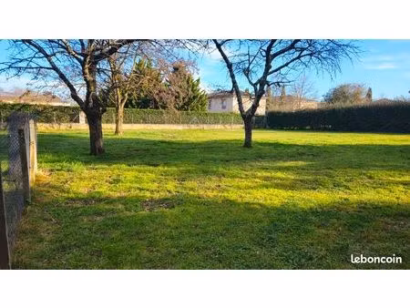 terrain viabilisé 1000m2 à vendre