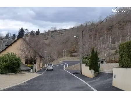 terrain 580 m² estaing