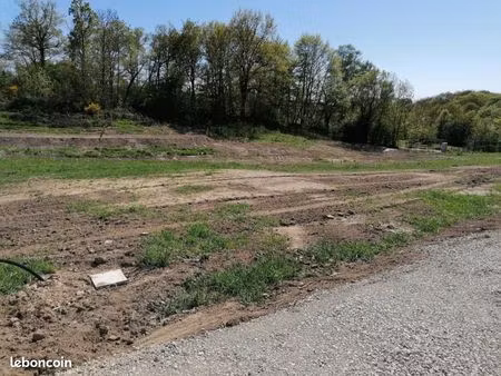 terrain 636 m² gramond