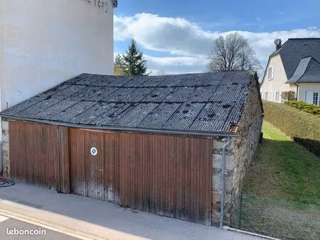 terrain et bâtiment