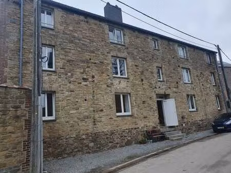 appartement dans une ancienne grange à saint-severin