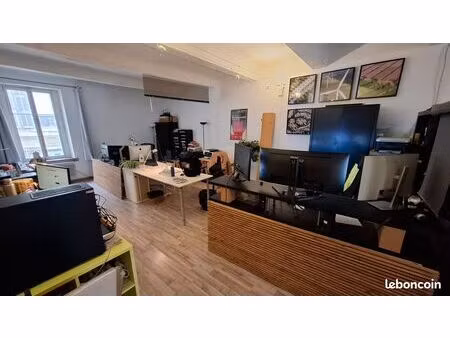 bureau / poste de travail - espace de coworking