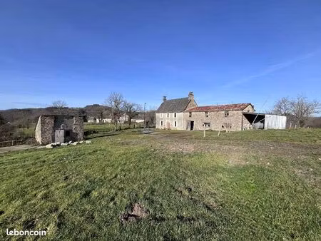 maison 9 pièces 132 m²