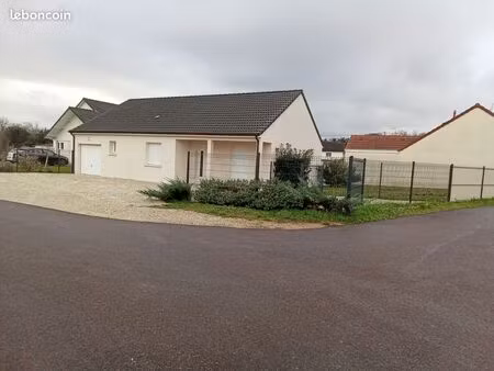 pavillon de plein pied (année 2018) de 91m2