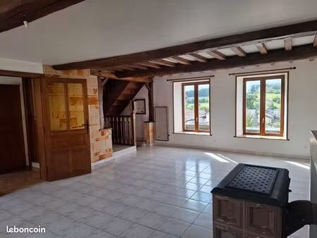 maison en pierres individuelle