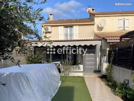 villa 5 pièces 93 m²