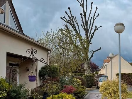 duplex type maison avec jardin  terrasse et balcon – à saisir