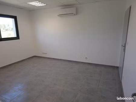 bureau très bien situé 16m²