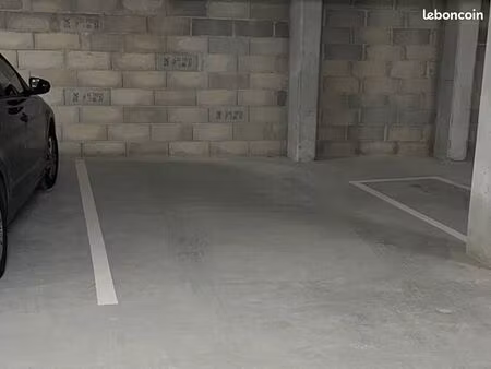 location place de parking