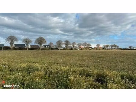 terrain 425 m² banville
