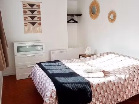 beau t2 entièrement rénové de 43 m2