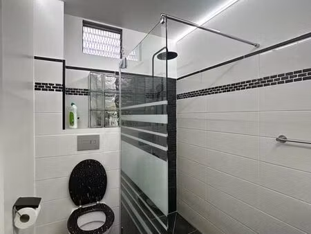 vente f1 très bon etat proche du chu