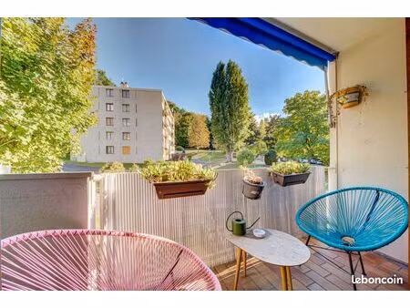 beau et grand logement proche gare