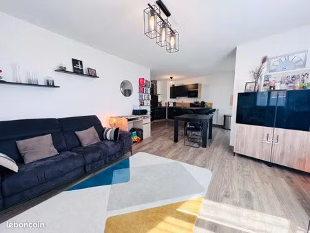 appartement t3 coeur de bourg