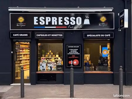 vends commerce pointe rouge