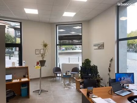 local commercial 79 m² tournon-sur-rhône