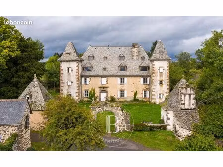 chateau 13 pièces 550 m²