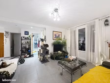 appartement 4 pièces 63 m²