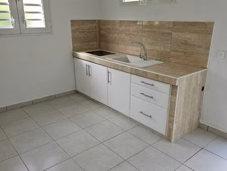 à louer – charmant t2 climatisé de 38 m² au vauclin