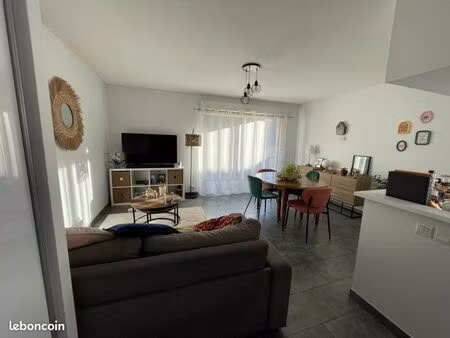 appartement t2 44 m² avec balcon – onet-le-château