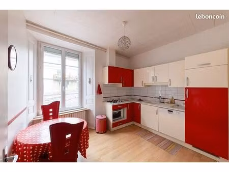 appartement 3 pièces 98 m²