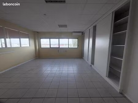 local commercial 111 m²