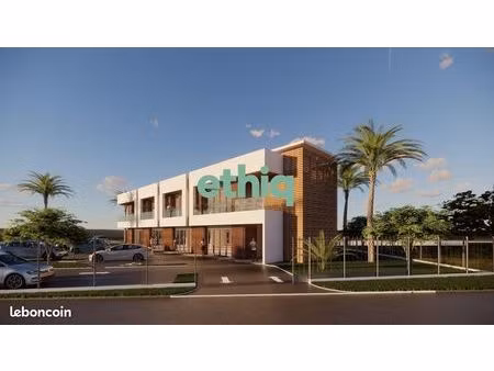 local 81 m² petit-bourg