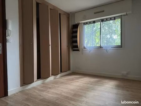 t1 standing résidence arduinna hyper centre au calme sécurisé parking numéroté & chauffage