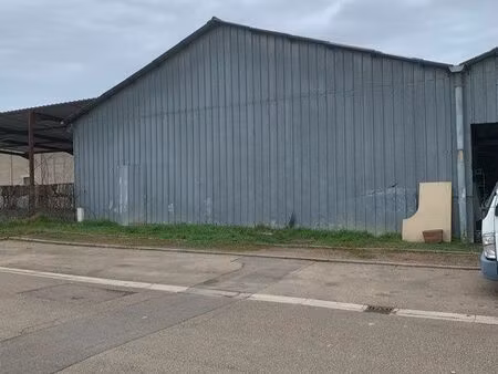 appoigny centre ville local