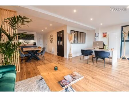 local commercial entièrement rénové