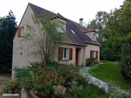 maison à vendre 280 000 • 6 pièces • 5 chambres • 177 m2 • terrain 3 645 m2