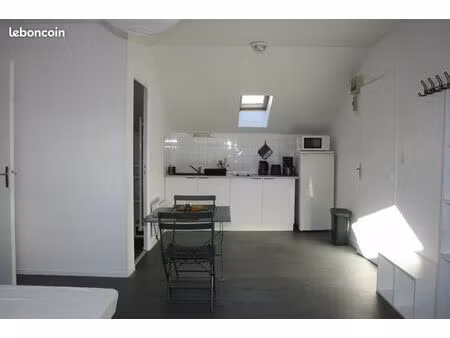 appartement t1 arpajon sur cere