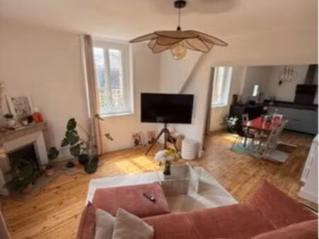 t2 meublé 61m2 - quartier poste centrale - disponible mars 2026