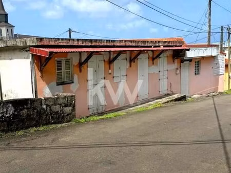 immeuble 3 pièces 79 m²