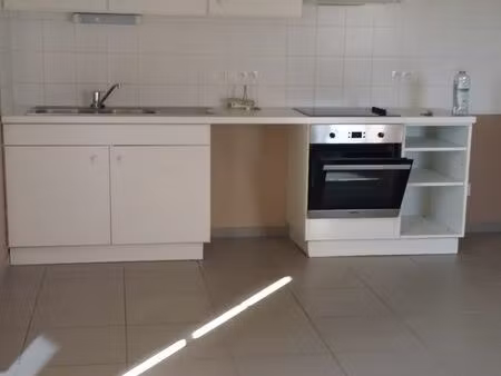 appartement t3 anglas 12380 la serre